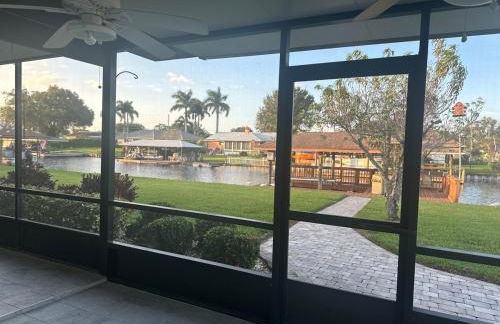 Lake June Canal Access Retreat - Foto 9