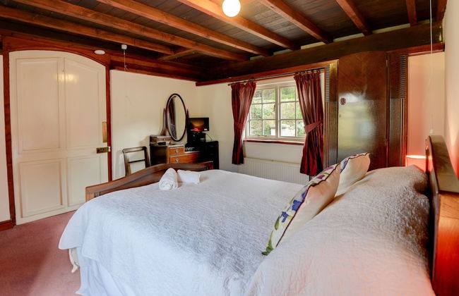 Holiday Cottages and North Star Apartment - Photo 10