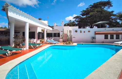 Villa Exclusiva, Piscina Privada y Vistas al Mar - Photo 17