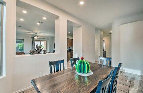 Patio and Fire Pit Family Retreat in Cave Creek! - Foto 9