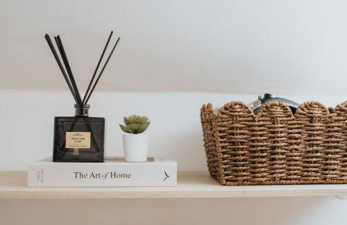 New Modern 2 Bedroom Central Apt Greater Manchester, Sleeps 5, Near Airport with Great Transport Links - Foto 20