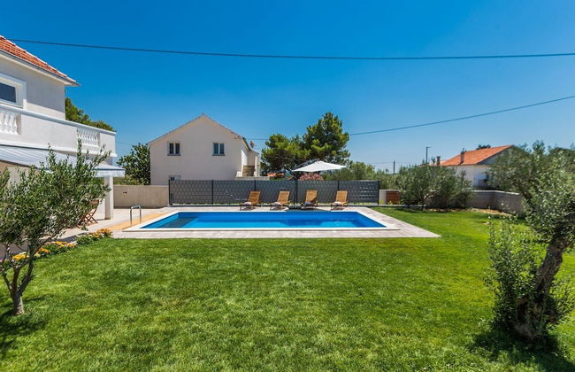 Serene Escape Near Zadar With Private Pool & Charming Outdoor Oasis - Foto 48