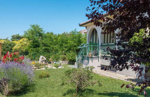 Holiday House OLIVE GROVE with pool and garden - Foto 45