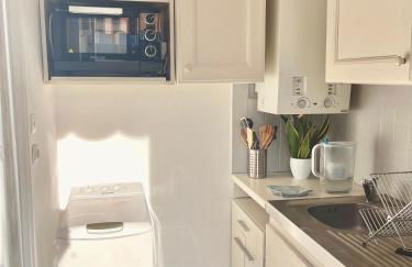 Studio with terrace and sea view, 10 min to the beach - Foto 9