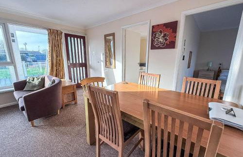 Dog Friendly Chalet At Broadland Park And Marina In Lowestoft Ref 12027B - Foto 14