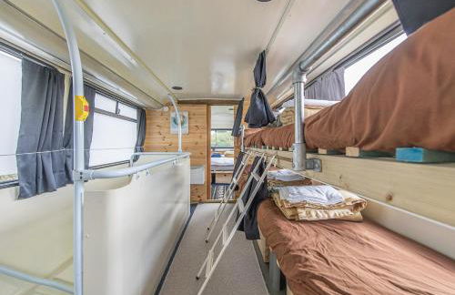 Double Decker Bus on an Alpaca Farm Sleeps 8 - Foto 72