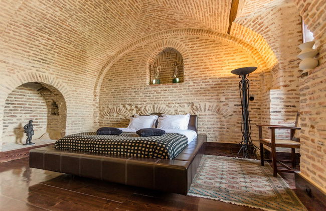 Castle in Old Town - Photo 26