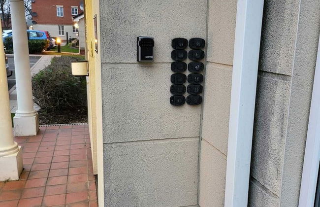 Lovely 2-bed Apartment in West Bromwich - Foto 18