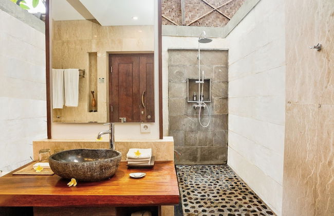 Khayangan Kemenuh Villas by Premier Hospitality Asia - Photo 27