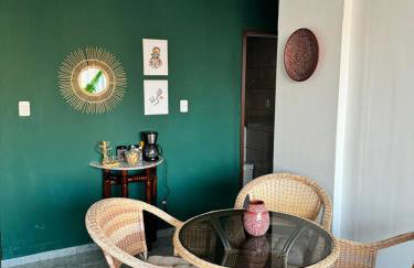 Apto no Centro, perto de tudo, com Wi-Fi 500Mb, Portaria 24h, Check in independente - Photo 12