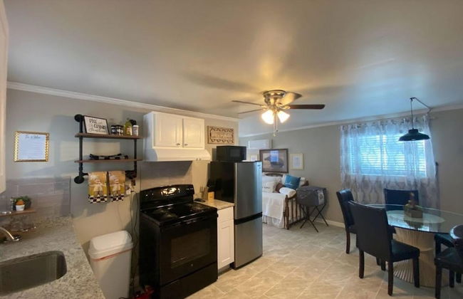 Stunning Cozy Downtown Guesthouse - Foto 15