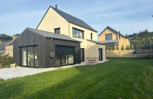 IDEAL - Villa, jaccuzi & jardin privé - 1 à 11 personnes - proche plage & bourg - Foto 7