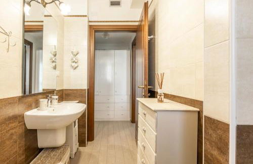 GuestHost - Ely's Home Cagliari - Foto 11