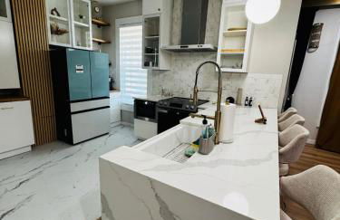 Downtown Cincinnati Boutique at Newport 3BR with 100in Cinema TV - Foto 62