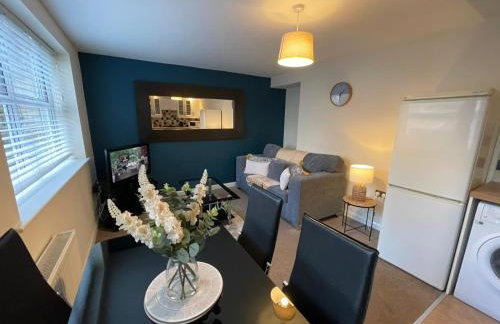 Large Apartments next to East Midlands Airport with Free Gated Parking! - Photo 51