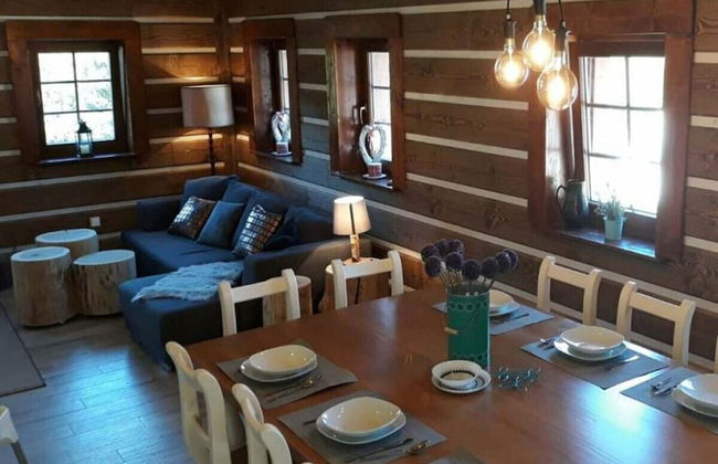 Inviting Villa With Warm Ambience - Photo 21