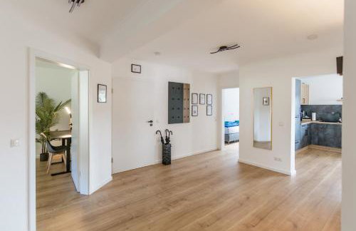 Kleeoase - Luxus Apartment- Jacuzzi - Dachterrasse - Kochinsel - kostenlose Parkplätze - See in 10 min - Foto 7