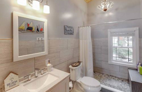 Cozy Home, Hot Tub, Dock, Kayaks, Swimming & More! - Photo 8