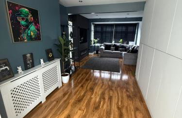 Stunning Open Plan 3 Bedroom House - Photo 8