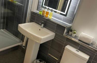 Horncliffe room only accommodation - Photo 16