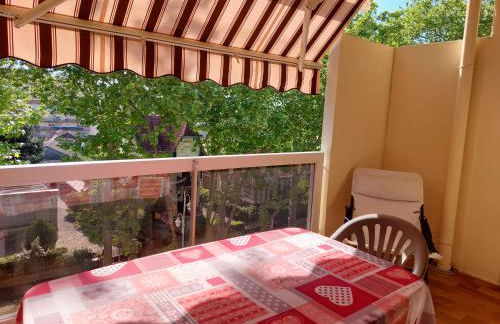 Très joli 2 pièces plein centre, très proche plage centrale - parking - Foto 8