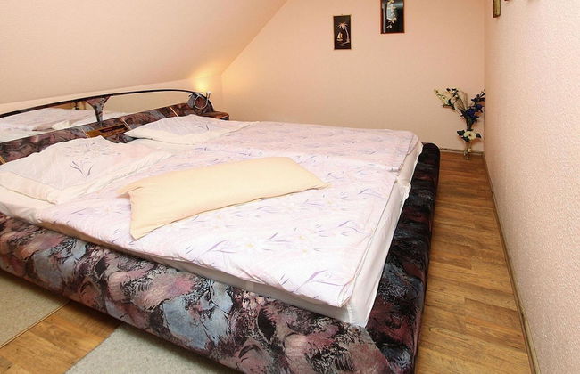 Apartment in Luckaitztal-gossda With Parking Space - Foto 5