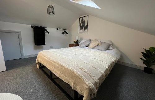 Twelve Cromwell House - Free Parking - 3 Bedrooms - Perfect for contractors - Foto 2