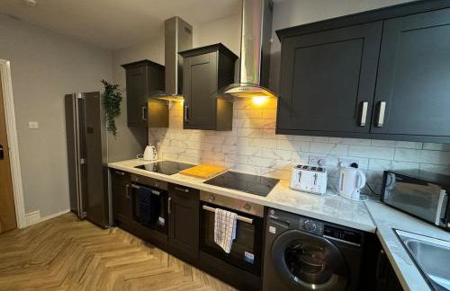 Very Large Central Property - Foto 53