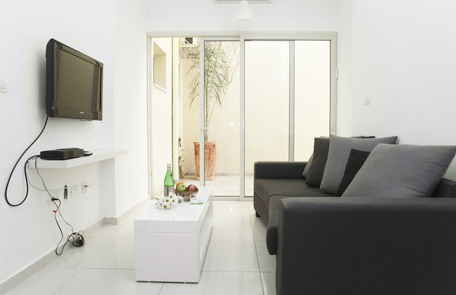 Kerem Hateiminim Apartments - Photo 1