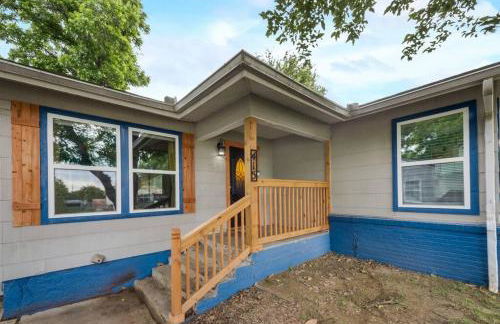 Gametime! Walk to Cowboys/ Rangers Stadium - Photo 13