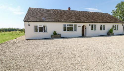 The Clealings - Photo 2