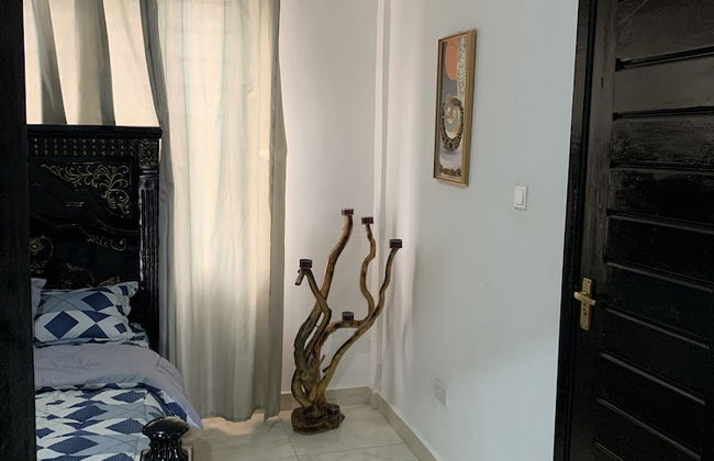 Central Reservations Apartment - Photo 4