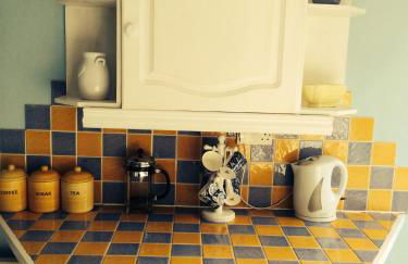 2 bedroomed fisherman’s cottage near quay - Foto 4