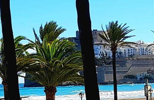 Primera línea, vistas al Castillo, Avda Papa Luna 10 - Photo 1