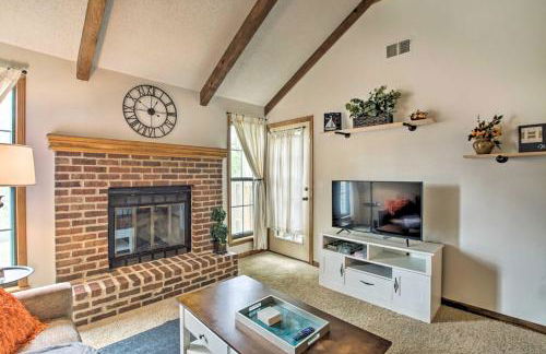 Shawnee Condo Less Than 10 Mi to Downtown Kansas City! - Foto 1