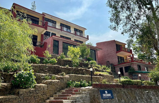 Crestmont Snow View Resort Ranikhet - Foto 1
