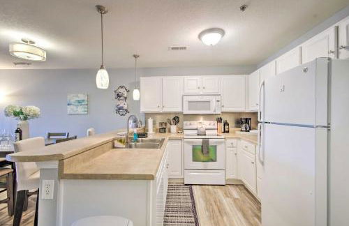 Screened Balcony with Views Sleek Lake Ozark Gem! - Foto 9