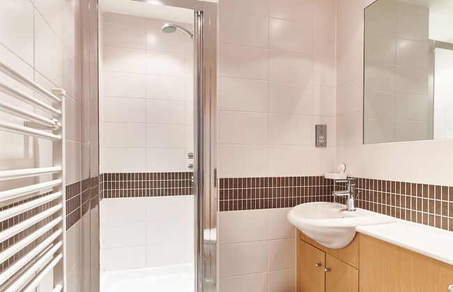 Vizion by ShortstayMK - Photo 64