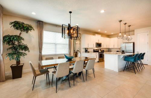 Chic Home With Mini Soccer Field, Golf Near Disney With Waterpark & Resort Access At Encore Resort - 7715Ff - Foto 5