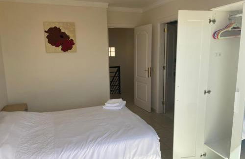 Casa Mariben, Vacation Rental home Vv 3 Bedrooms private pool with sea views - Foto 19