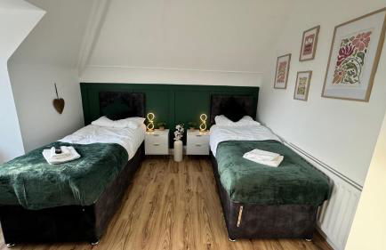 Sleeps 8 3 BED Parking NEC JLR NIA Airport - Foto 15