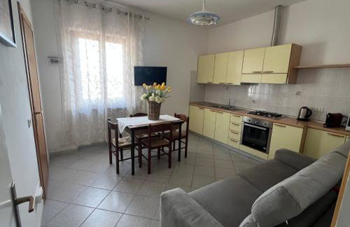 Appartamento Marisa2 a soli 200mt dal mare e vista mare - Photo 4