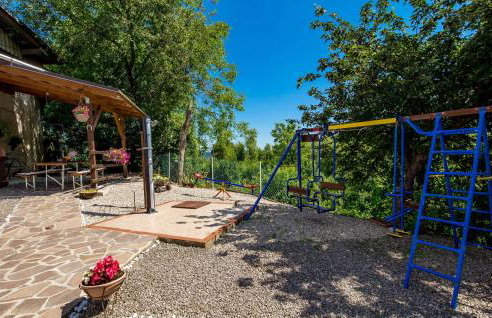 4 Bedroom Stunning Home In Plaski - Foto 46