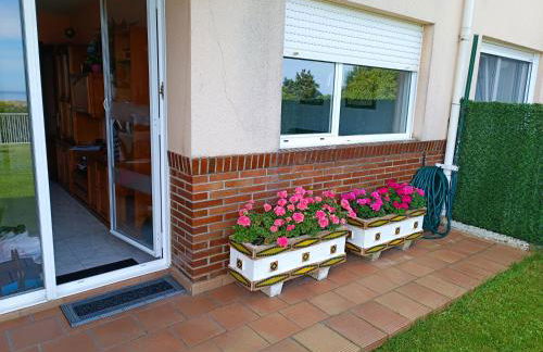 Apartamento con jardín privado cerca playa Usil - Mogro - Foto 2