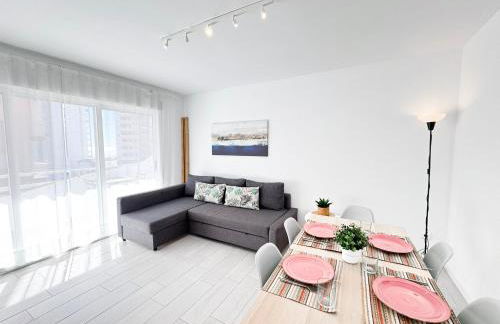 NUEVO, a 70 metros de la playa y con vistas al mar - Foto 5