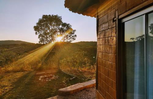 Bangalô Sol e Lua - ao lado da portaria do Parque Nacional - Foto 19