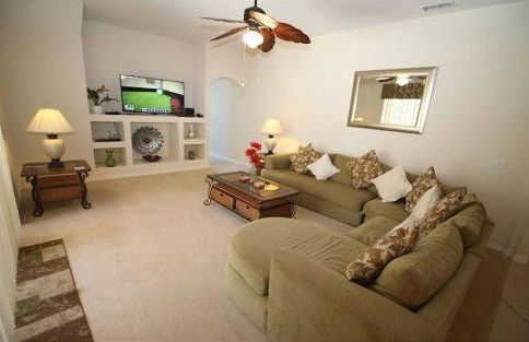 #440-Large 5 bed pool home with excellent privacy - Foto 9