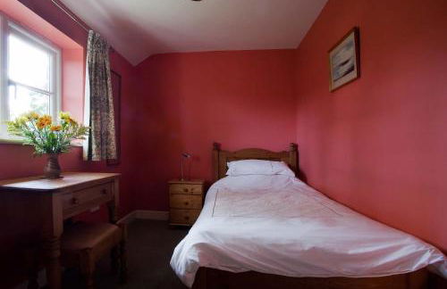 Chinley End Farm - Photo 2