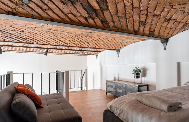 Stylish Historical Loft with Sauna & Free Parking - Foto 5