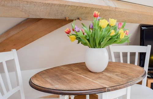 Shepherd's Loft - Photo 5